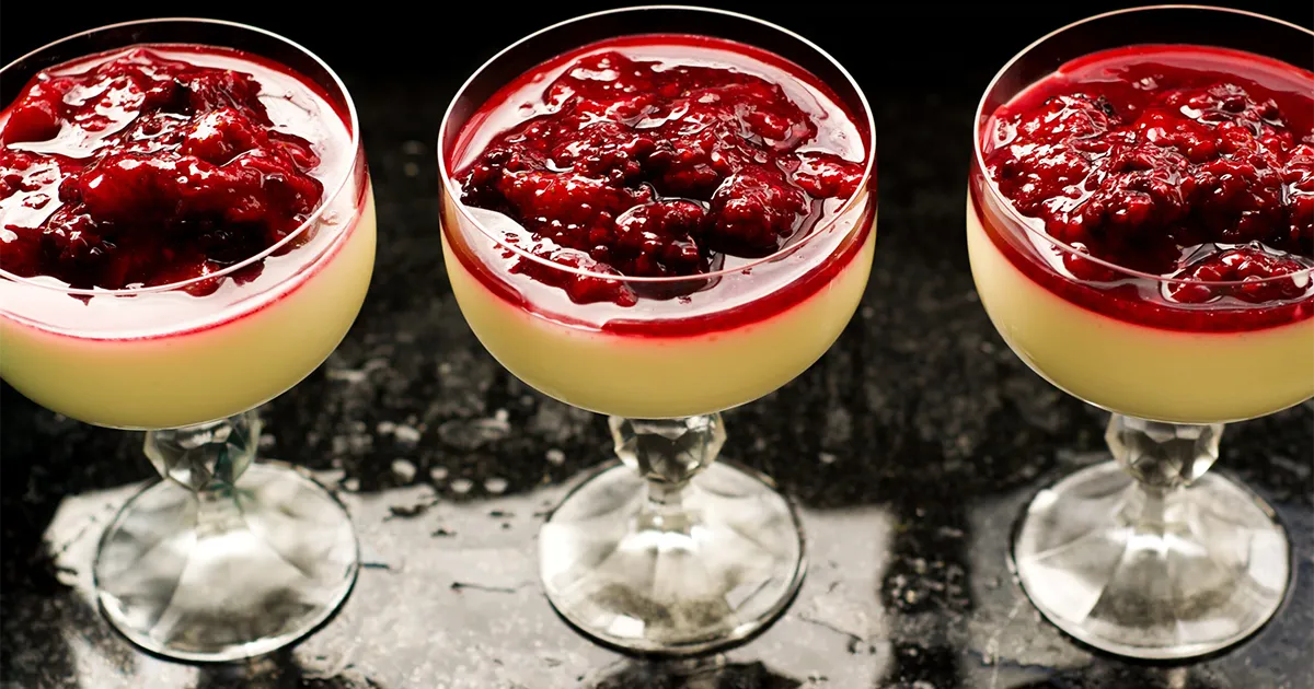 banana pudding w berries hemp hearts