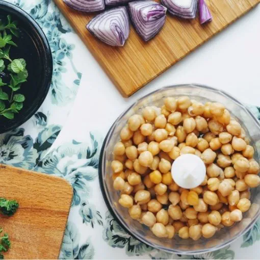 chick peas hemp hearts